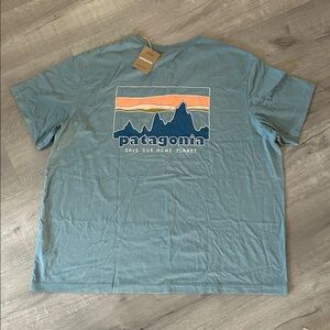PATAGONIA | Men’s 73 SKYLINE T-SHIRT
BLUE SAGE